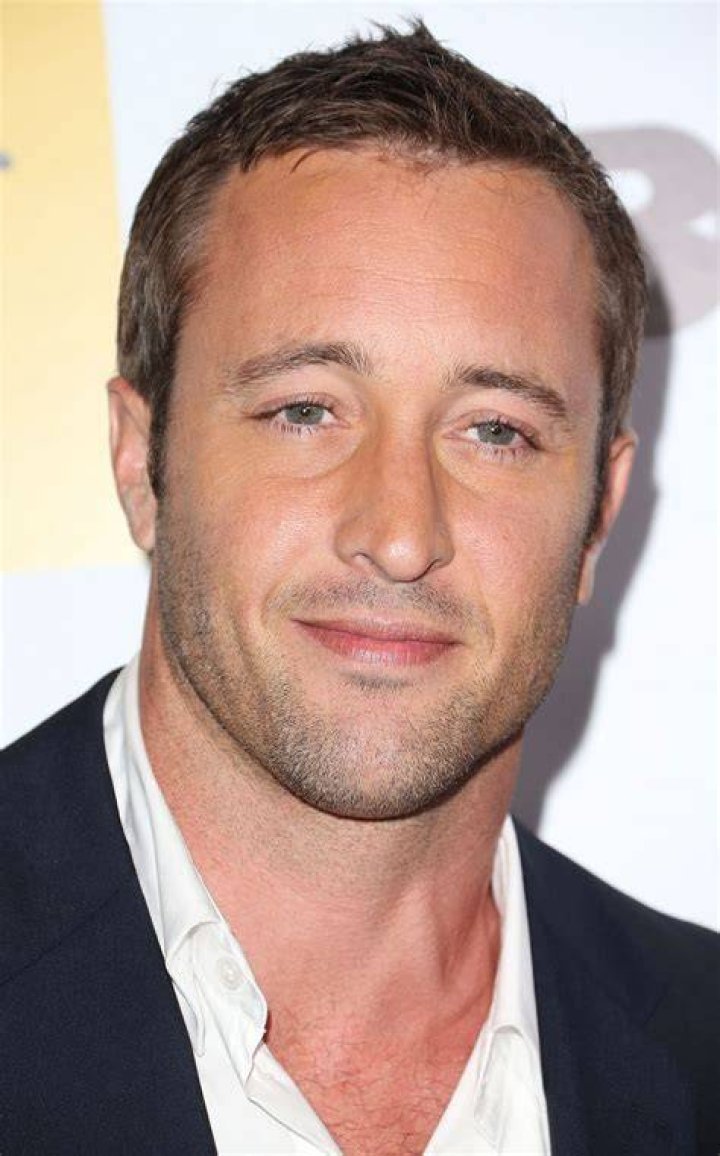 Alex O'Loughlin Bio & Wiki: Net Worth, Age, Height & Weight