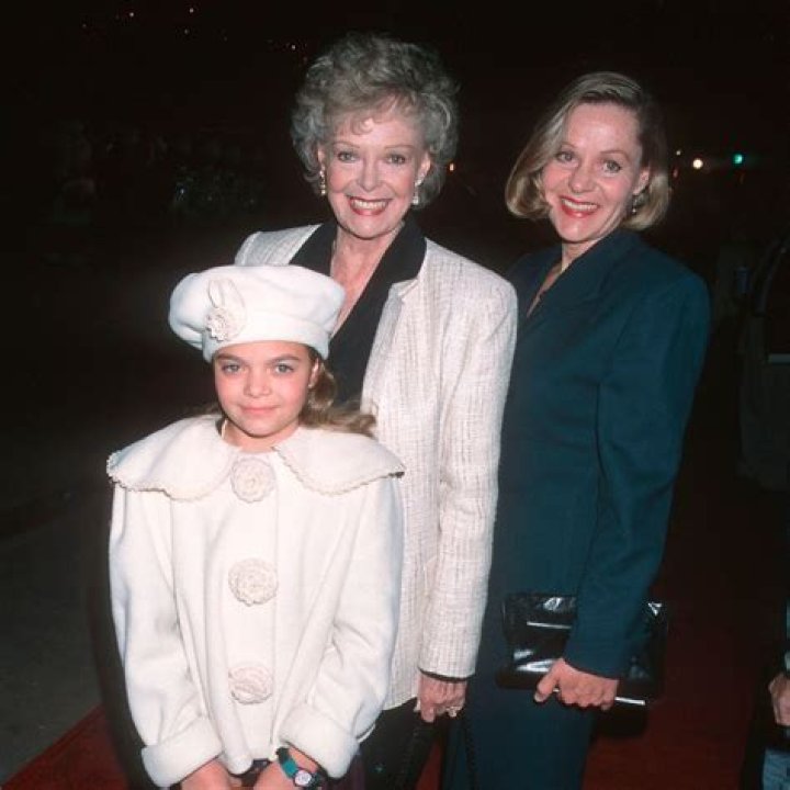 Anne Lockhart: Where is June Lockhart's daughter now?