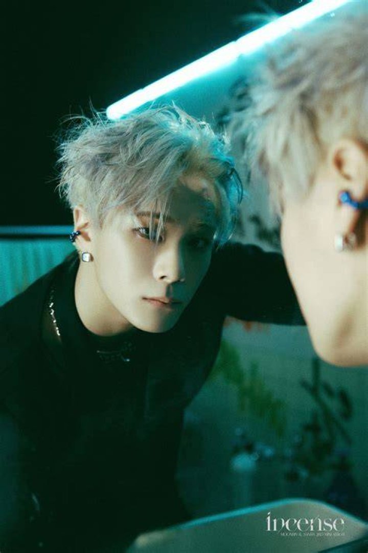 ASTRO Unit Moonbin & Sanha Pre-Release 'Ghost Town' ·