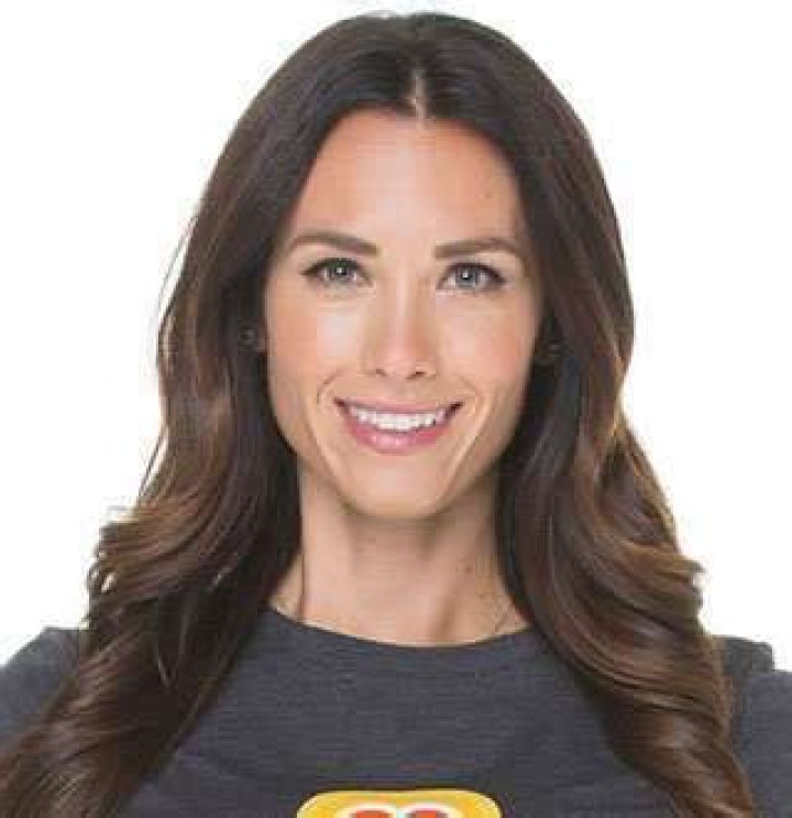 Autumn Calabrese Wiki Reveals! Age, Married, Husband, Family & Essential Details