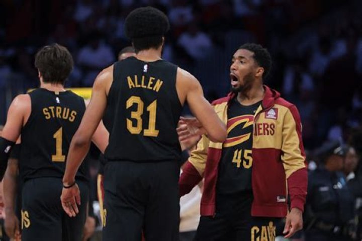 Bio, Wiki, Height, Girlfriend, School and Cavs