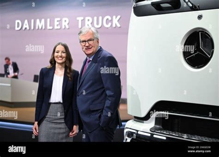 Daimler Truck CFO Jochen Goetz Wiki, Age, Biography, Cause Of Death, Parents, Wife, Net Worth 2023