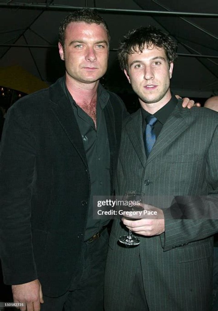DashVib | Meet Pablo Schreiber Brother Will Schreiber