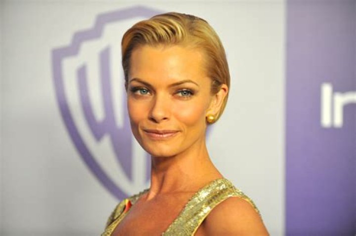 Discover The Untold Secrets Of Jaime Pressly's Net Worth