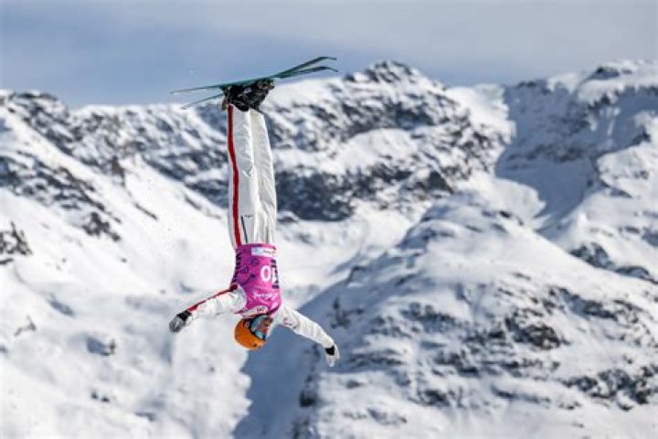 Discover The World Of Freestyle Skiing With Mandie Reusch's Enthralling Videos