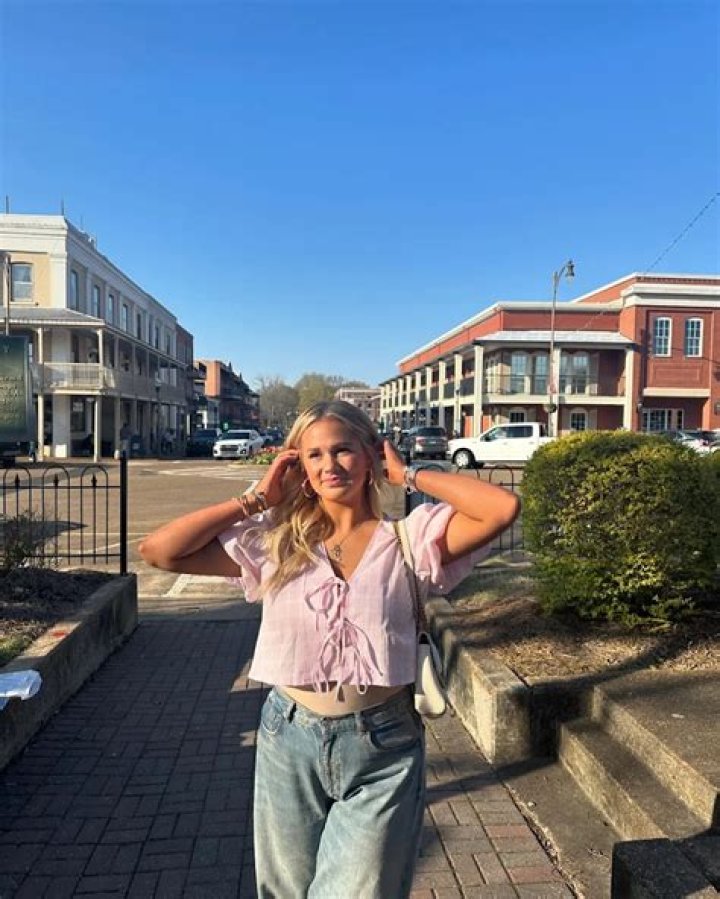 Emily Maynard Johnson Wiki, Biography, Net Worth, Age, Career, Relationship,Family