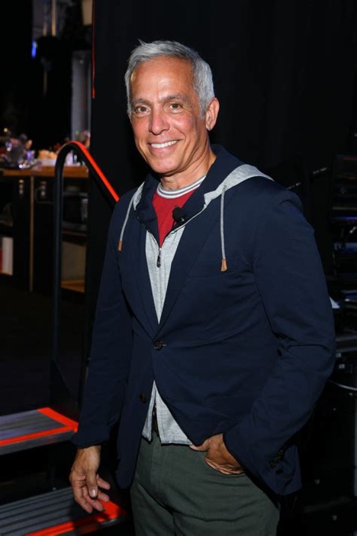 Geoffrey Zakarian Height, Weight, Net Worth, Age, Birthday, Wikipedia, Who, Nationality, Biography