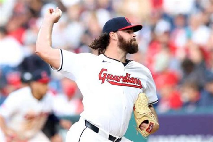 Guardians bullpen weapon, Mike Clevingers return and Terry Franconas dream