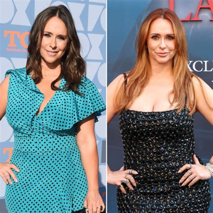 Is Jennifer Love Hewitt Pregnant? The Truth Behind the Actresss Recent Photos