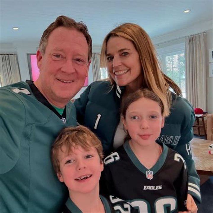 Is She Married To Tom Mahoney? Kids Family And Ethnicity |