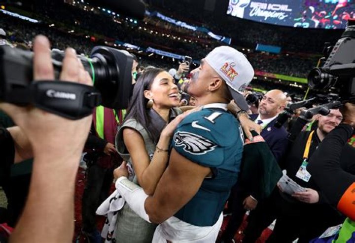 Jalen Hurts Wife: Who Is Jalen Hurts Girlfriend Bry Burrows?