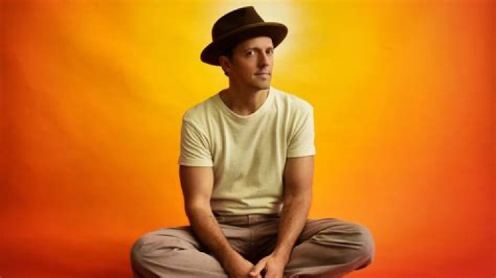 Jason Mraz's Marital Bliss Explored