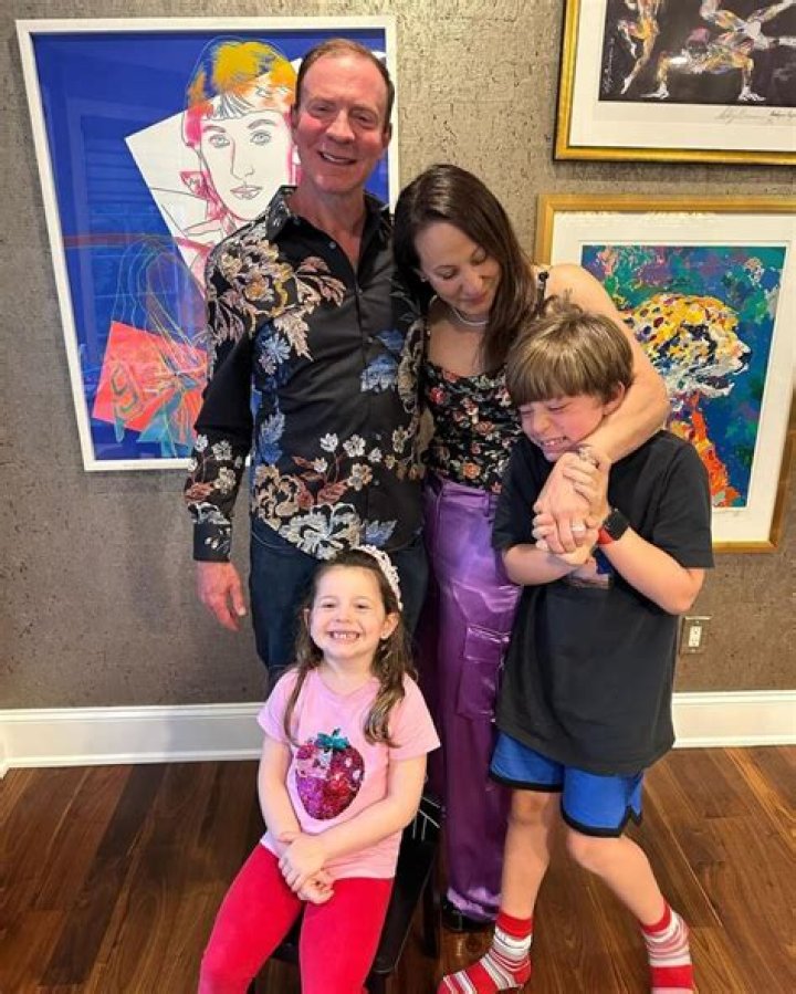 Ken Goldin Wiki, Age, Wife, Daughter, Net Worth