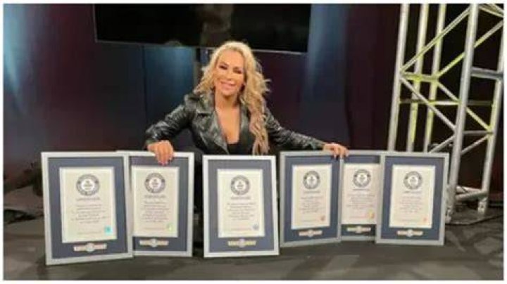 Know about all 6 world records held by professional wrestler ·