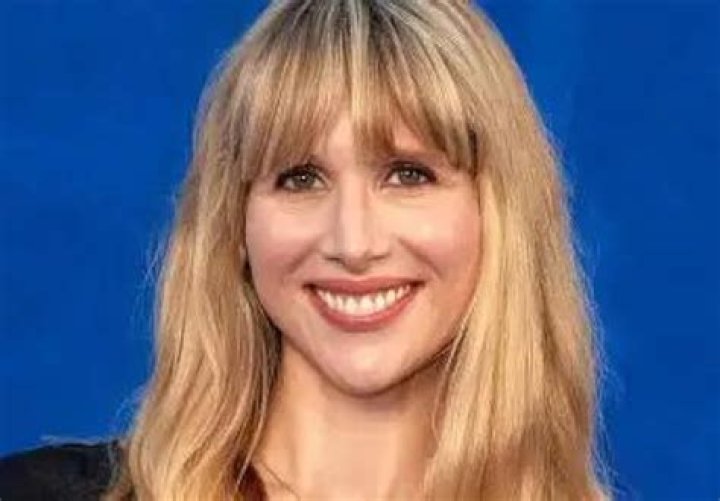 Lucy Punch – Biography, Movies & TV Shows, Why Did She Quit Vexed?