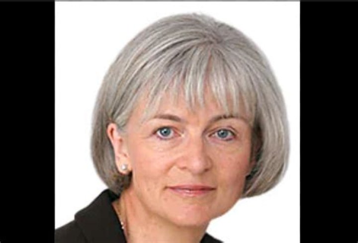 Meet Cara Theobald Married Life And Age Gap