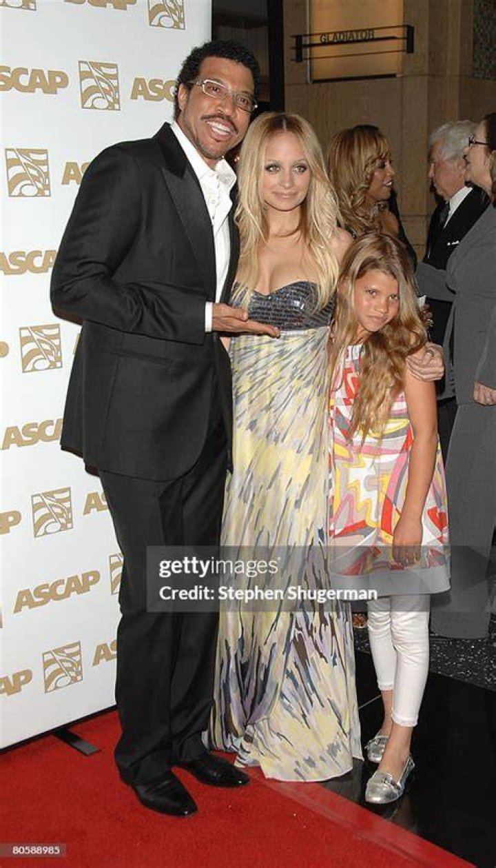Meet Lionel Richie's Daughter Nicole Richie Know