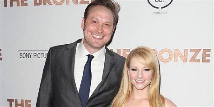 Melissa Rauch- Wiki, Age, Height, Net Worth, Career, Husband, Marriage