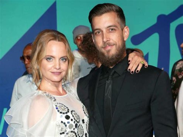 Mena Suvari's Husband And Their Journey