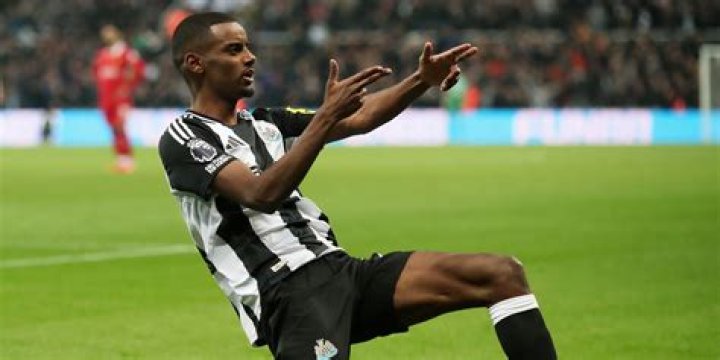 Newcastle 'agree summer transfer for Alex Murphy' with 17-year-old set to join from Irish league