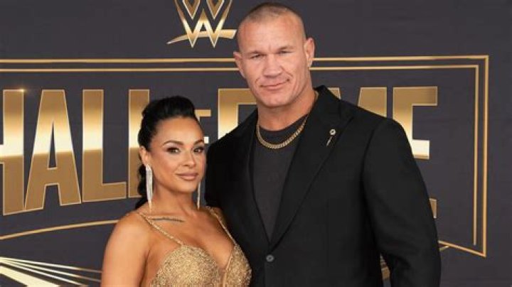 Randy Orton Wife, Age, Height, Weight, Kids, Family, Is He Gay?