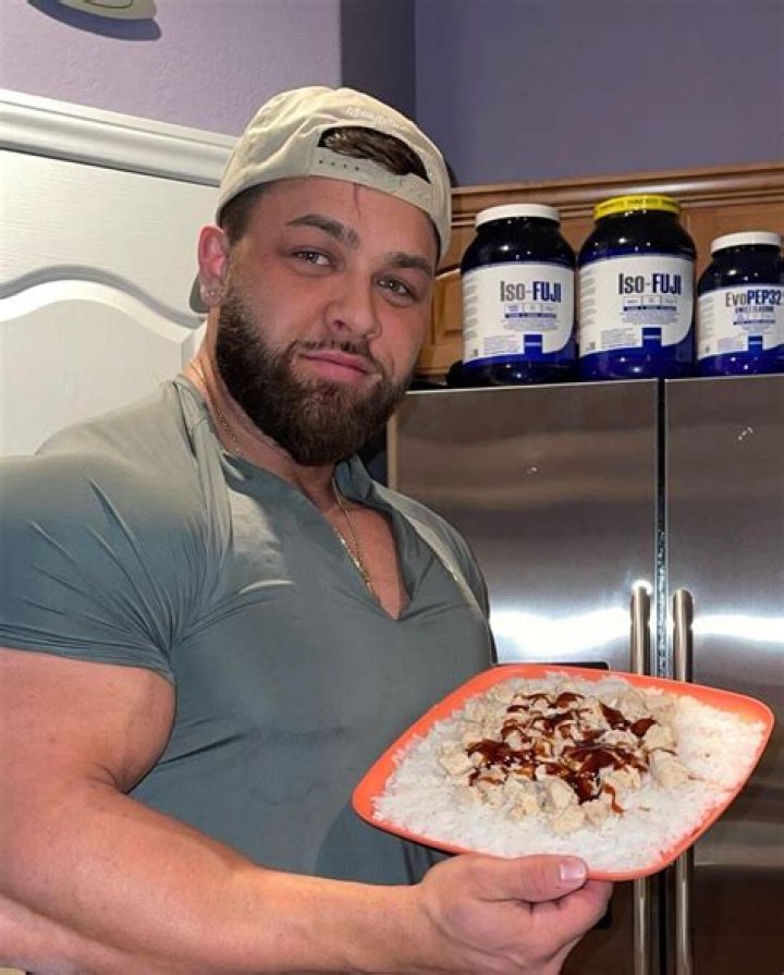 Regan Grimes Height Weight – His Age Girlfriend – Is He Still Married?