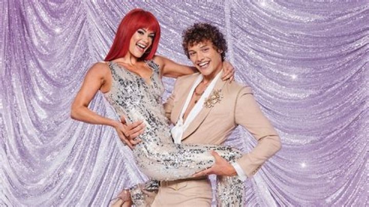 Strictly's Bobby Brazier towers over dad Jeff in family wedding photos