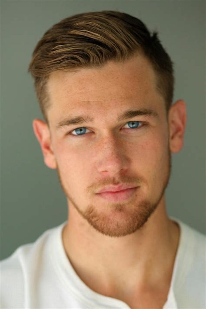Taylor John Smith - VivaBlog