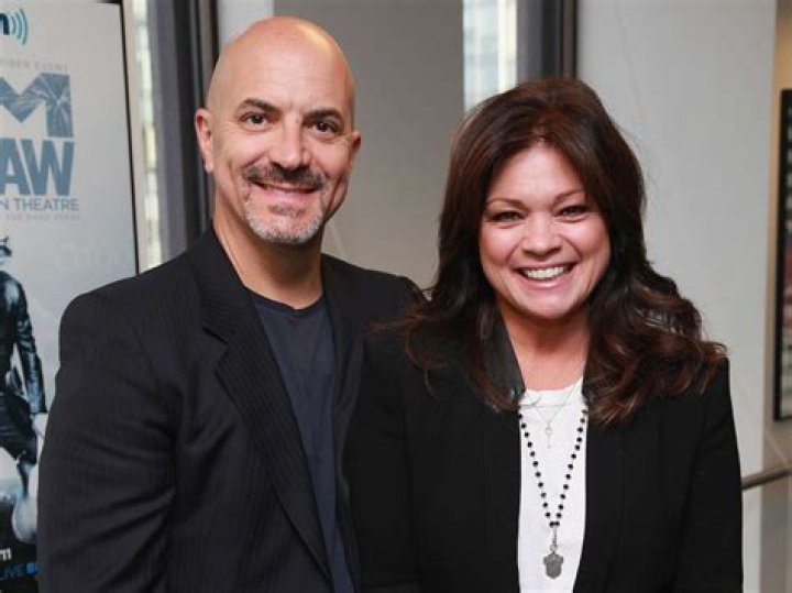 Tom Vitale biography: Who is Valerie Bertinellis husband?