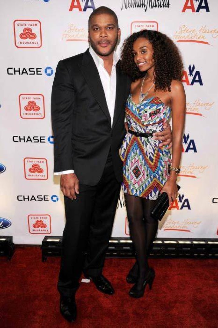 Tyler Perry Height, Weight, Age, Girlfriend, Family, Facts, Biography
