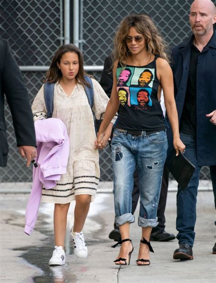 Unlock The Secrets Of "Halle And Chloe Parents": Discoveries And Insights