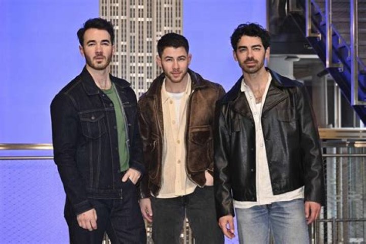 Unveiling The Connection Between Scheana Shay And The Jonas Brothers