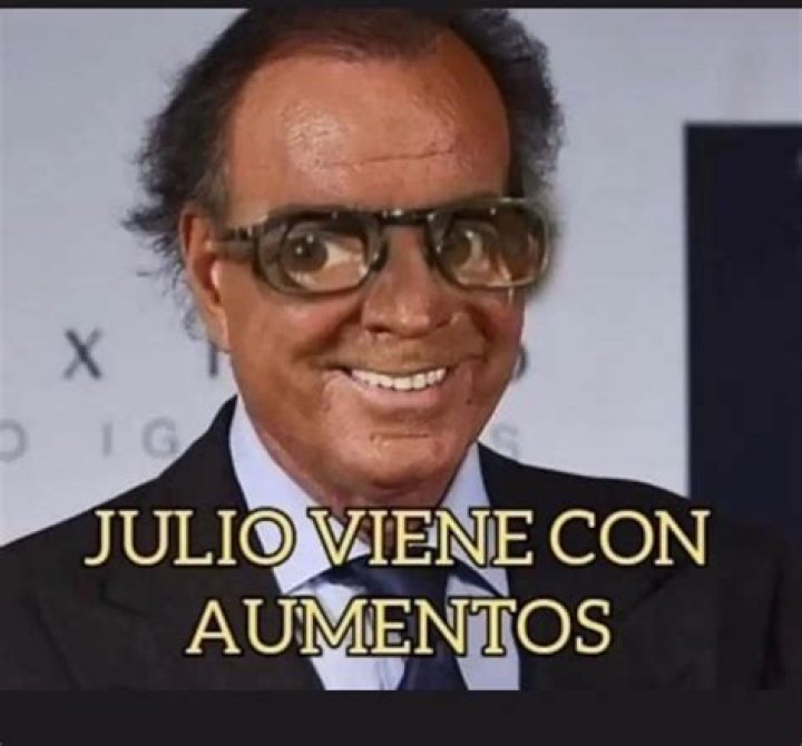 Unveiling The Cultural Phenomenon: Meme Julio Iglesias