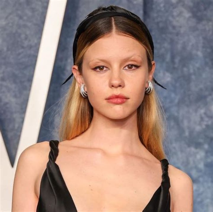 Unveiling The Secrets Of Mia Goth Eyebrows: Discoveries And Insights