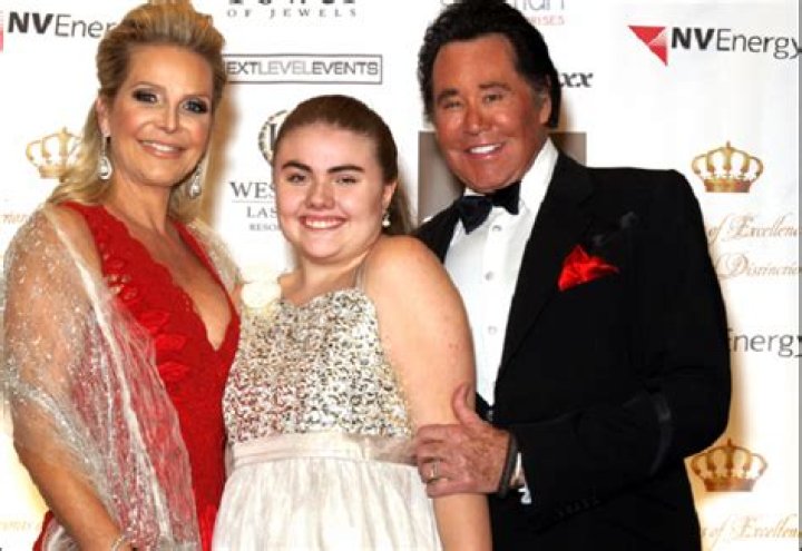 Wayne Newton, net worth, age, plastic surgery, wife, daughters, is he gay?