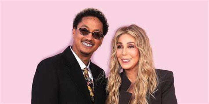 What is the American Popular Musical Artist's Supa Peach Relationship Status? Who is Her Boyfriend?