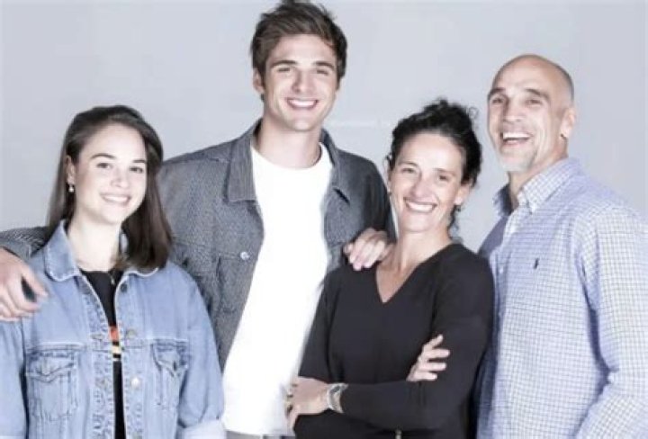 Who Are Jacob Elordi Parents? Meet Dad John Elordi And Mom Melissa Elordi |