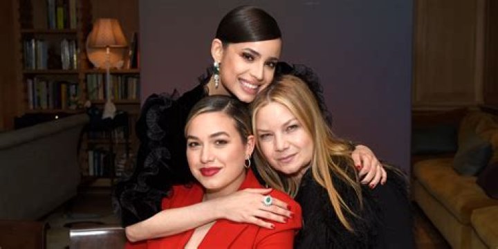 Who Are Sofia Carson Parents Laura Char & Jos F. Daccarett? Purple Hearts Actress Family Backgroun