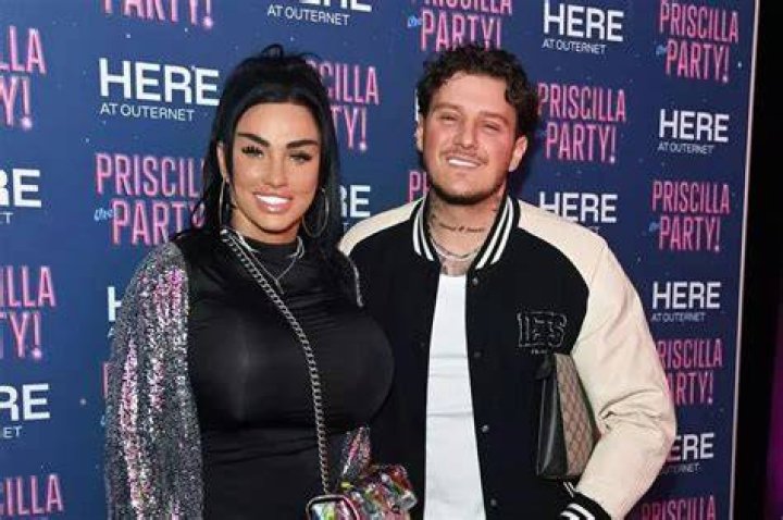 Who is JJ Garcia Dating Now