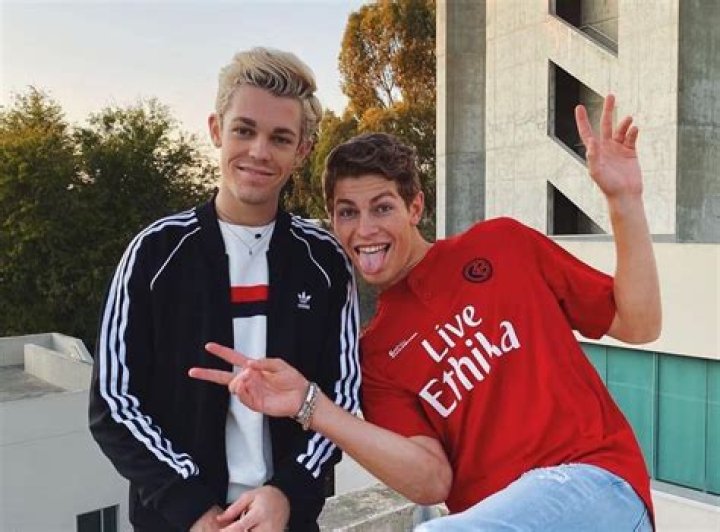 Who is Julien Azelart Dating Now? A Look at His Past and Current Relationships